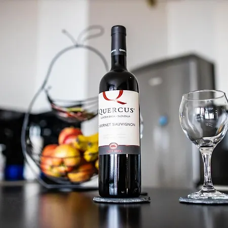 Hermes & 2 Free Garage Secured Parkings Апартаменти *