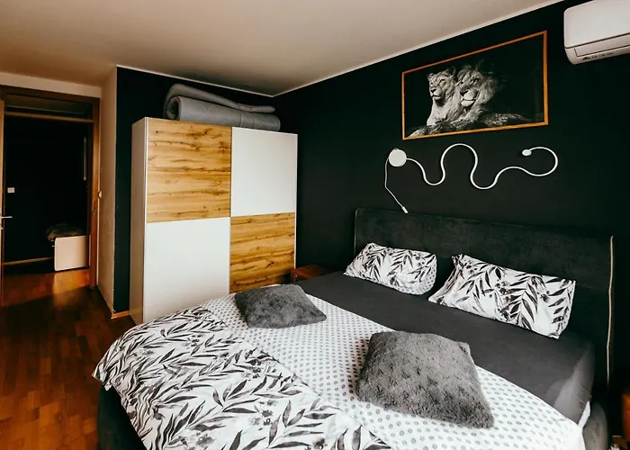 Appartement Hermes & 2 Free Garage Secured Parkings *